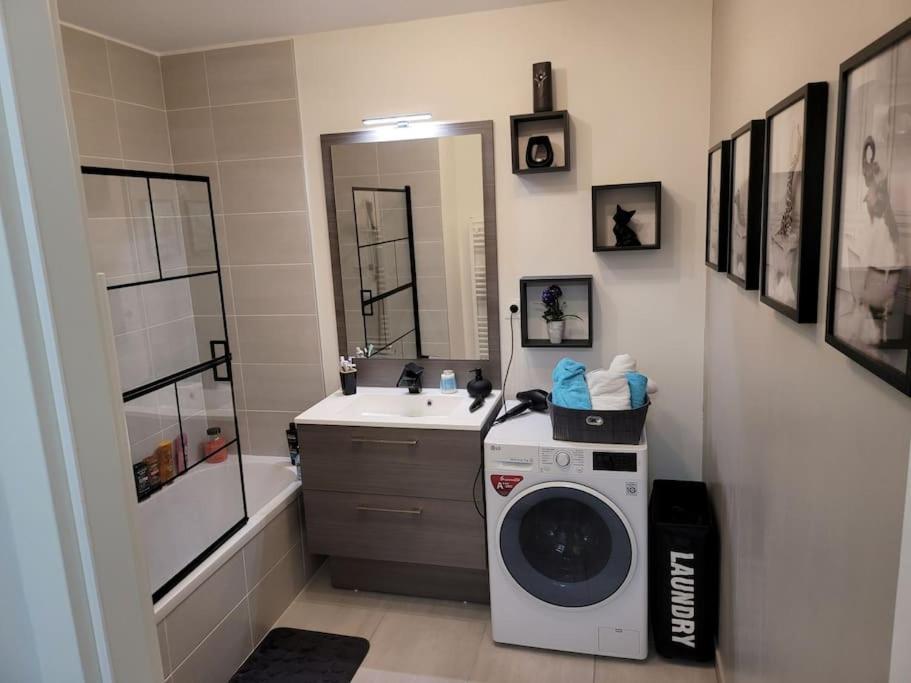 Appartement Neuf Moderne + Parking, Geneve Saint-Genis-Pouilly Exteriér fotografie